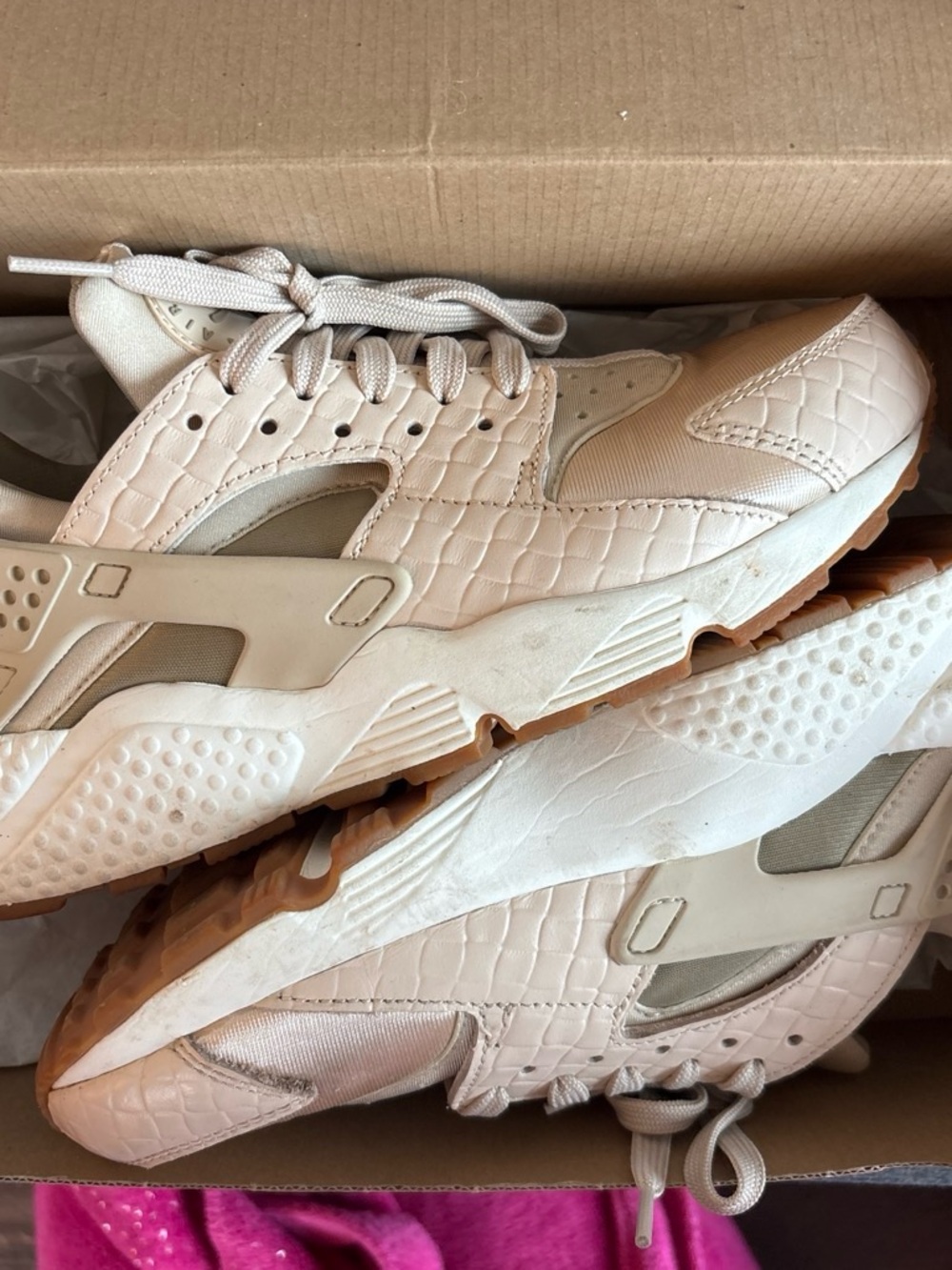 Nike Women’s Sneakers in Light Beige with Gum Outsole